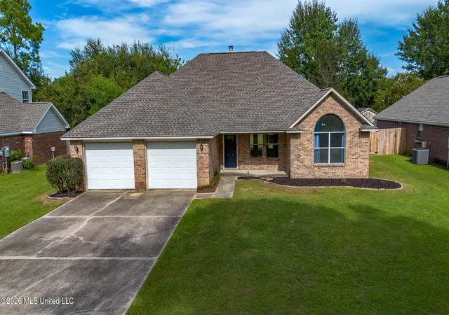 Photo 1 of Single family home for sale at 3424 N 9th Street, Ocean Springs, MS 39564 | MLS# 4158675 | Listing updated on 2026-10-02