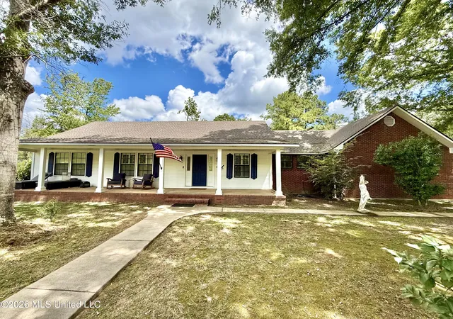 Single family home for sale at 2078 Upton Rd, Crystal Springs, MS 39059 | MLS# 4159738