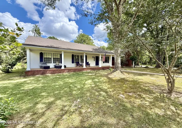 Photo 3 of Single family home for sale at 2078 Upton Rd, Crystal Springs, MS 39059 | MLS# 4159738 | Listing updated on 2026-09-03