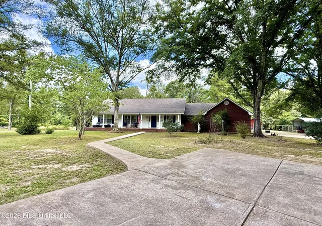Photo 4 of Single family home for sale at 2078 Upton Rd, Crystal Springs, MS 39059 | MLS# 4159738 | Listing updated on 2026-10-08