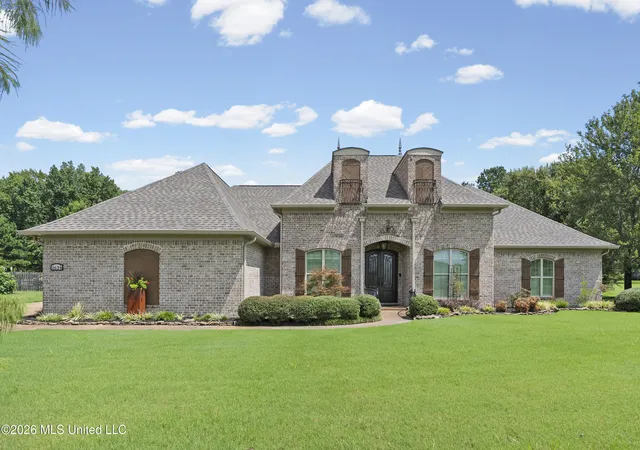 Photo 3 of Sale Pending at 2634 Fountain Gate Dr, Hernando, MS 38632 | MLS# 4158217 | Listing updated on 2026-09-07