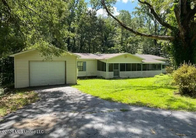 Photo 3 of Sale Pending at 7 County Rd 527, Como, MS 38619 | MLS# 4158104 | Listing updated on 2026-08-12