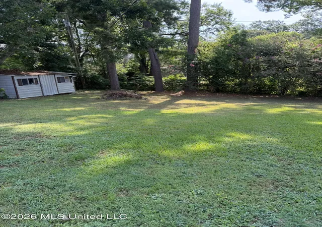 Photo 19 of Single family home for sale at 305 John Glenn Ave, Natchez, MS 39120 | MLS# 4158112 | Listing updated on 2026-09-08