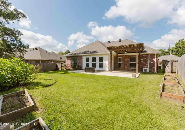 Photo 3 of Sale Pending at 120 Susan Ln, Brandon, MS 39042 | MLS# 4158108 | Listing updated on 2026-08-17
