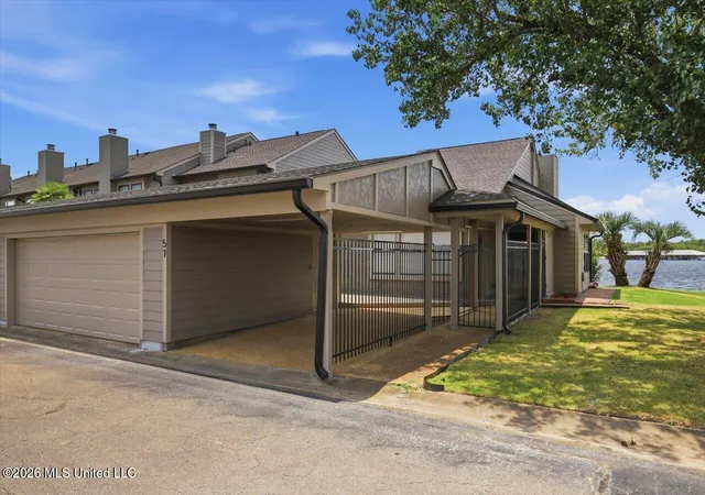 Photo 2 of Sale Pending at 57 Breakers Ln, Ridgeland, MS 39157 | MLS# 4158116 | Listing updated on 2026-08-20