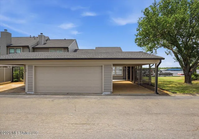 Photo 3 of Sale Pending at 57 Breakers Ln, Ridgeland, MS 39157 | MLS# 4158116 | Listing updated on 2026-08-20