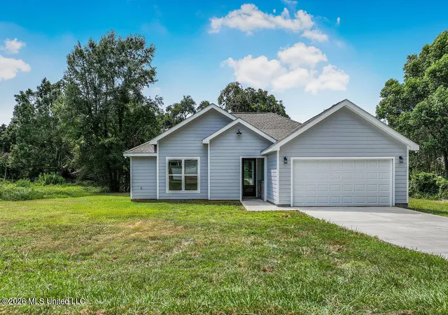 Photo 2 of Single family home for sale at 5017 Couch St, Moss Point, MS 39563 | MLS# 4158111 | Listing updated on 2026-08-29
