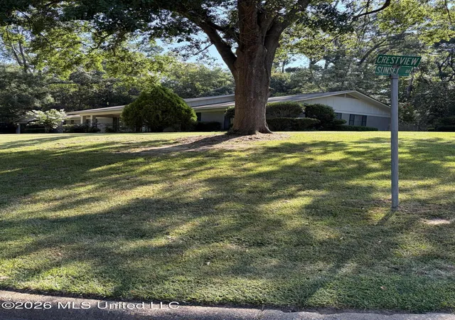 18th image of 806 Crestview Dr, Yazoo City, MS 39194 | MLS# 4158157