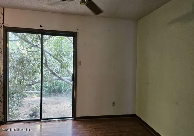 Photo 3 of Single family home for sale at 552 Central Ave, Coldwater, MS 38618 | MLS# 4159157 | Listing updated on 2026-09-19