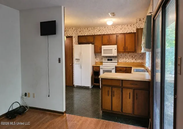 Photo 3 of Single family home for sale at 552 Central Ave, Coldwater, MS 38618 | MLS# 4159157 | Listing updated on 2026-09-19
