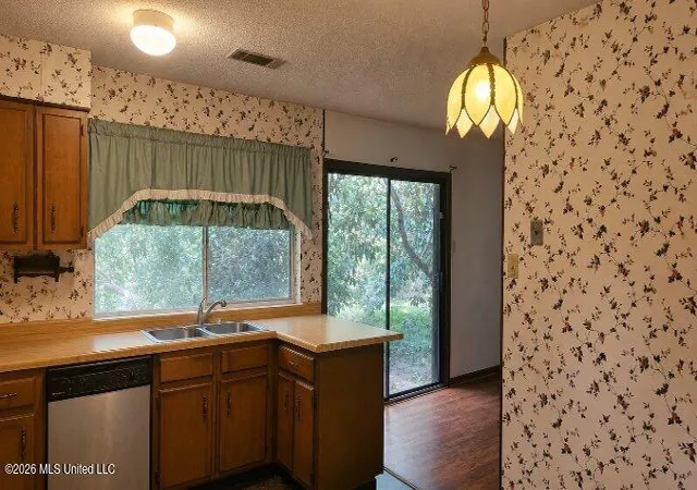 Photo 4 of Single family home for sale at 552 Central Ave, Coldwater, MS 38618 | MLS# 4159157 | Listing updated on 2026-09-19