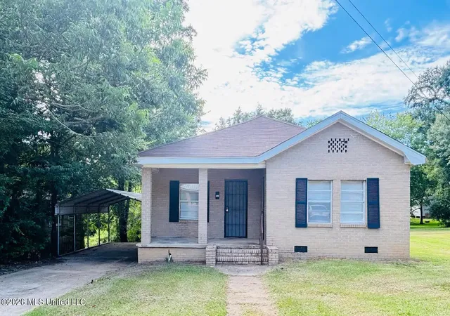 Photo 1 of Single family home for sale at 406 S Washington St, Brookhaven, MS 39601 | MLS# 4158147 | Listing updated on 2026-08-07