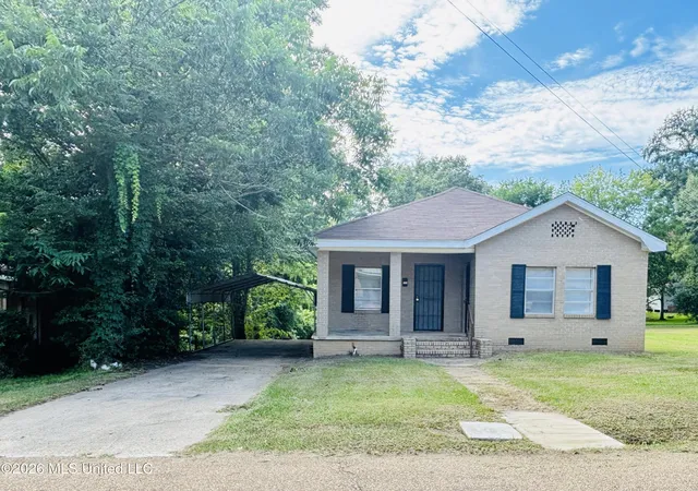 Photo 2 of Single family home for sale at 406 S Washington St, Brookhaven, MS 39601 | MLS# 4158147 | Listing updated on 2026-08-07