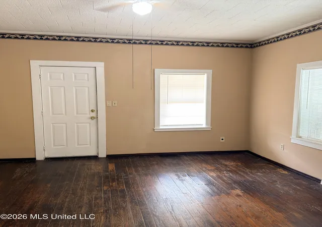 Photo 3 of Single family home for sale at 406 S Washington St, Brookhaven, MS 39601 | MLS# 4158147 | Listing updated on 2026-08-07