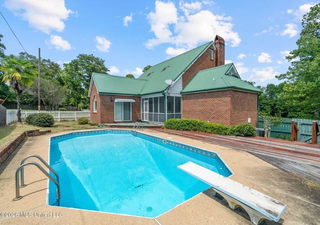Photo 3 of Sale Pending at 212 Hillman Rd, Poplarville, MS 39470 | MLS# 4158146 | Listing updated on 2026-08-28