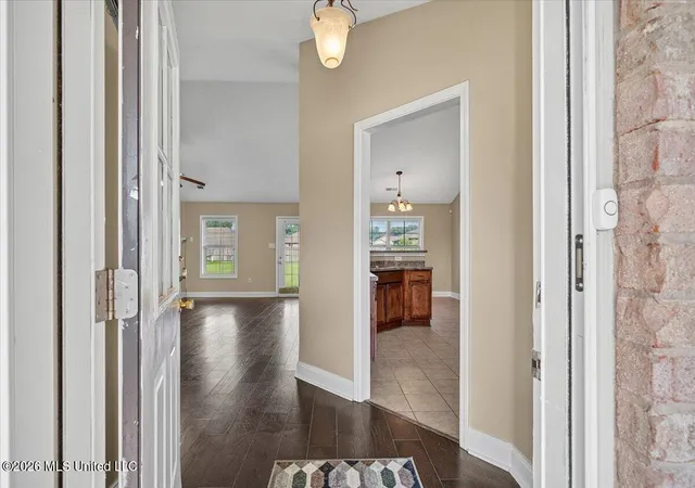 Photo 3 of Single family home for sale at 7744 Woodridge Dr, Southaven, MS 38672 | MLS# 4158164 | Listing updated on 2026-09-09