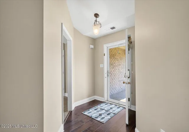 Photo 4 of Single family home for sale at 7744 Woodridge Dr, Southaven, MS 38672 | MLS# 4158164 | Listing updated on 2026-09-09