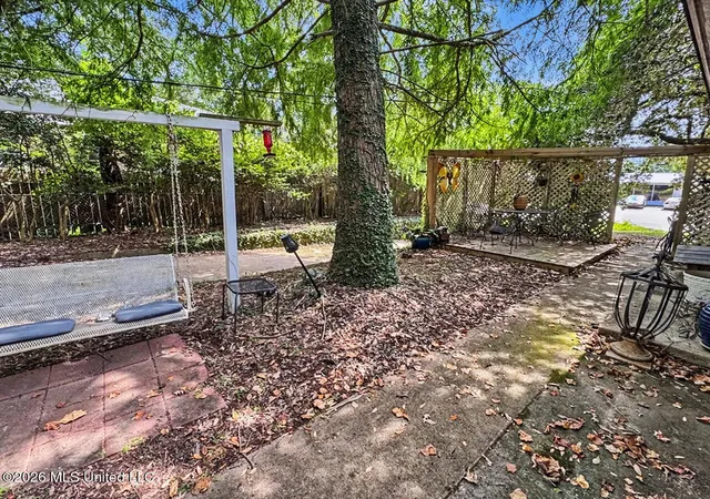 Photo 32 of Sale Pending at 155 Homochitto St, Natchez, MS 39120 | MLS# 4158165 | Listing updated on 2026-08-28