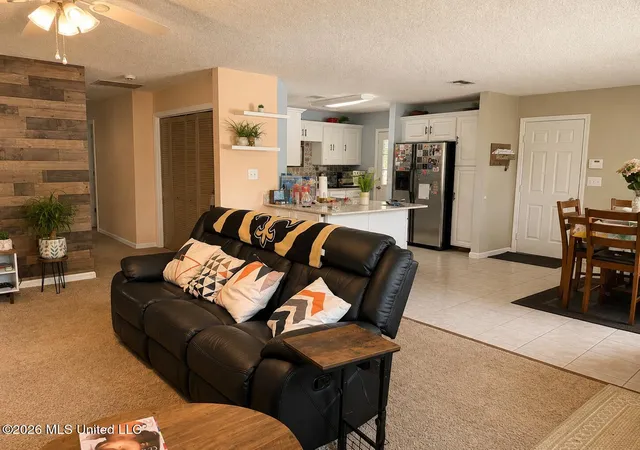 Photo 4 of Sale Pending at 11356 Fenton Dr, Biloxi, MS 39532 | MLS# 4158341 | Listing updated on 2026-09-17