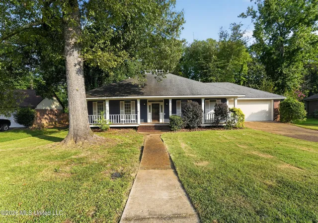 Photo 1 of Single family home for sale at 320 Hanley Cir, Brandon, MS 39047 | MLS# 4158486 | Listing updated on 2026-10-15