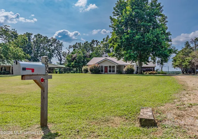 Photo 3 of Single family home for sale at 556 Chickasaw Rd, Pope, MS 38658 | MLS# 4158204 | Listing updated on 2026-10-09