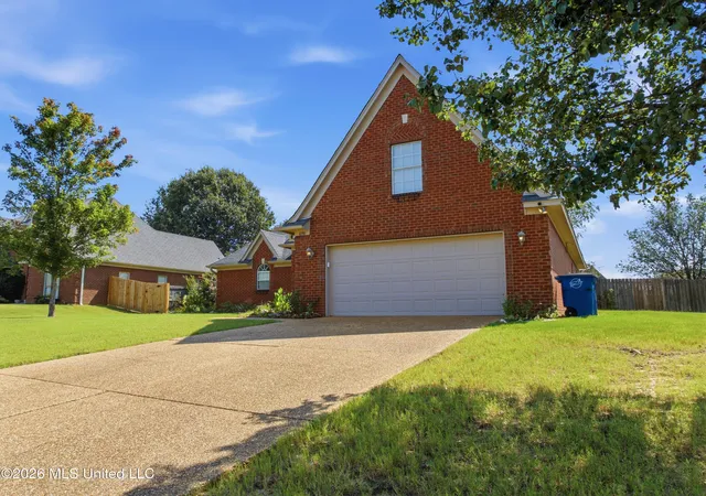 Photo 3 of Single family home for sale at 4196 Amherst Dr, Olive Branch, MS 38654 | MLS# 4158362 | Listing updated on 2026-09-26
