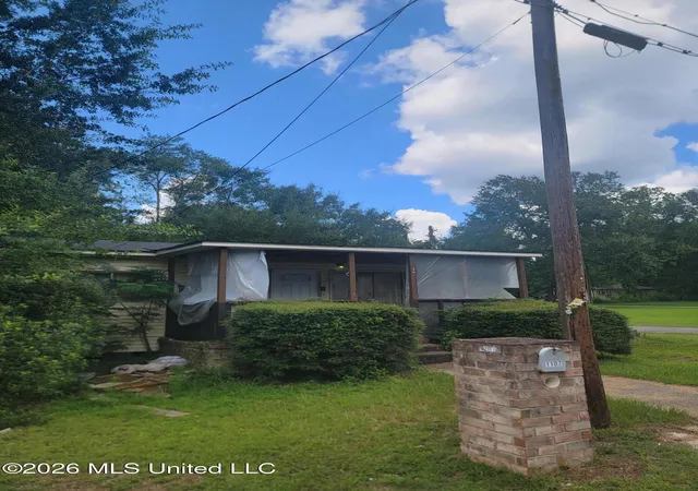 Photo 2 of Single family home for sale at 1107 Roosevelt St, Picayune, MS 39466 | MLS# 4158198 | Listing updated on 2026-08-05