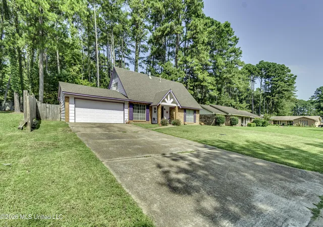 Photo 2 of Single family home for sale at 4737 Sherbrook Dr, Jackson, MS 39212 | MLS# 4158205 | Listing updated on 2026-08-06