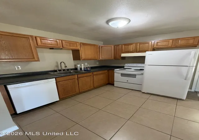 Photo 3 of Sale Pending at 3853 Jeffery Rd, Moss Point, MS 39562 | MLS# 4158317 | Listing updated on 2026-08-07