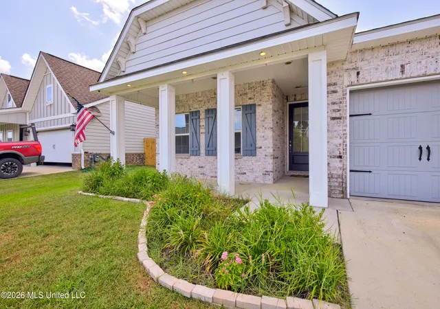 Photo 3 of Single family home for sale at 10497 W Landon Green Cir, Gulfport, MS 39503 | MLS# 4158215 | Listing updated on 2026-09-23