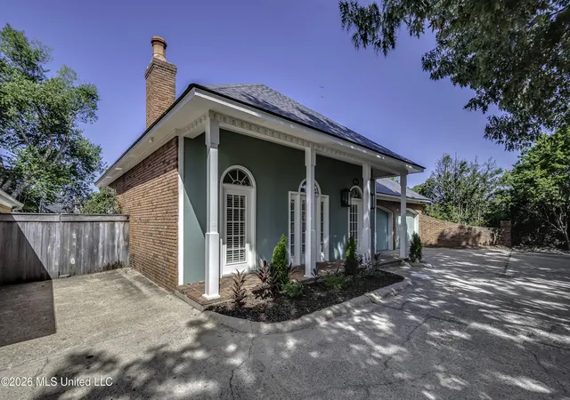 Photo 3 of Single family home for sale at 125 Northpointe Pkwy, Jackson, MS 39211 | MLS# 4158283 | Listing updated on 2026-10-07