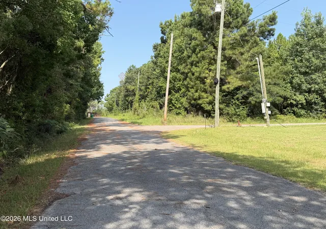Photo 19 of Single family home for sale at 14990 Hummingbird Ln, Biloxi, MS 39532 | MLS# 4158257 | Listing updated on 2026-08-12