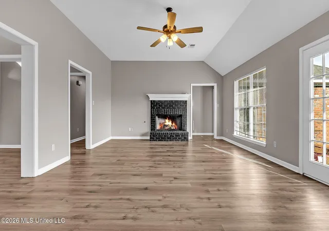 Photo 3 of Single family home for sale at 9158 Lakeside Dr, Olive Branch, MS 38654 | MLS# 4158282 | Listing updated on 2026-09-14