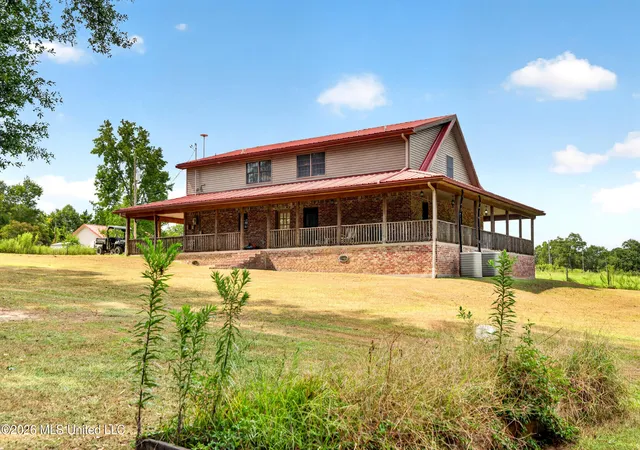 Photo 2 of Single family home for sale at 33 Saddle Up Trl, Carriere, MS 39426 | MLS# 4158279 | Listing updated on 2026-09-09