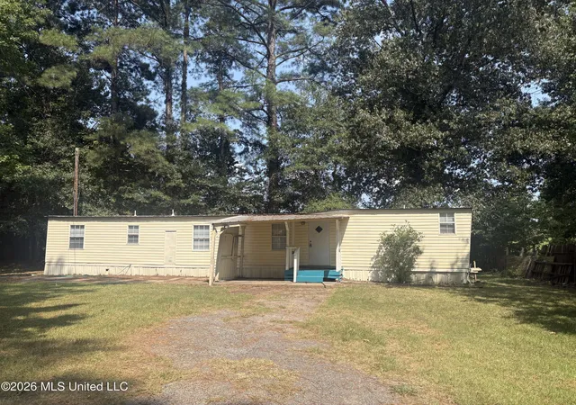 Photo 1 of Manufactured home for sale at 316 Lake Harbor Rd, Brandon, MS 39047 | MLS# 4158560 | Listing updated on 2026-09-14