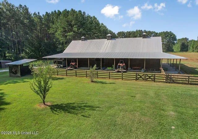 Photo 3 of Single family home for sale at 1163 John Amacker Rd, Poplarville, MS 39470 | MLS# 4158480 | Listing updated on 2026-09-18