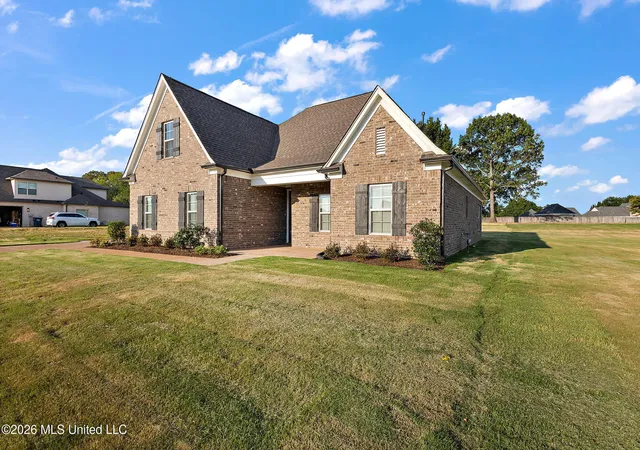Photo 2 of Single family home for sale at 5542 Shiloh Ln, Southaven, MS 38672 | MLS# 4159292 | Listing updated on 2026-08-22