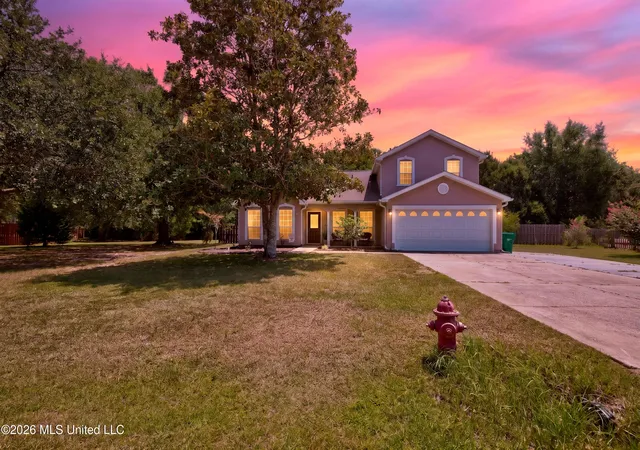 Photo 3 of Single family home for sale at 2117 Shelby Ln, Ocean Springs, MS 39564 | MLS# 4158577 | Listing updated on 2026-08-10