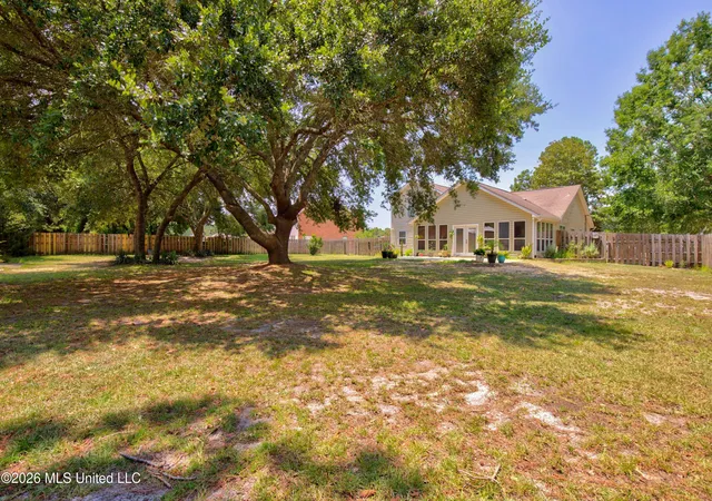 Photo 3 of Single family home for sale at 2117 Shelby Ln, Ocean Springs, MS 39564 | MLS# 4158577 | Listing updated on 2026-10-02