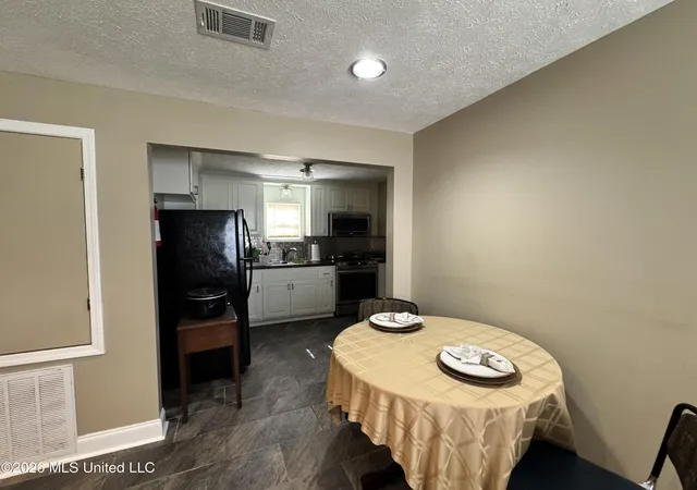 Photo 3 of Single family home for sale at 3632 Bailey Ave, Jackson, MS 39213 | MLS# 4158305 | Listing updated on 2026-08-06