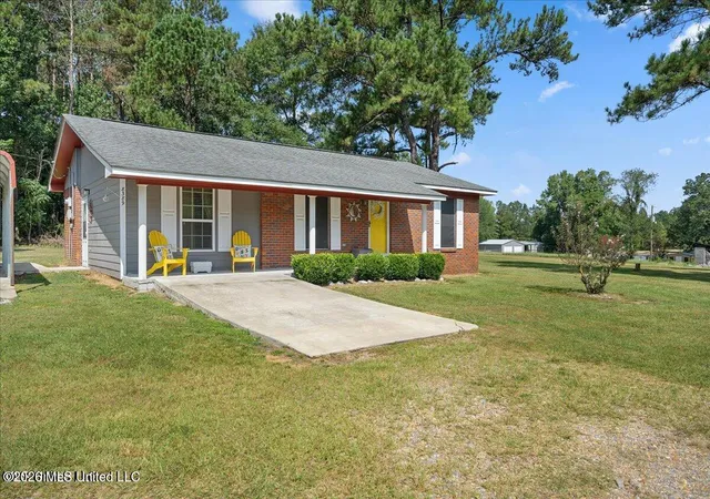 Single family home for sale at 8389 Mississippi 35, Prentiss, MS 39474 | MLS# 4158312