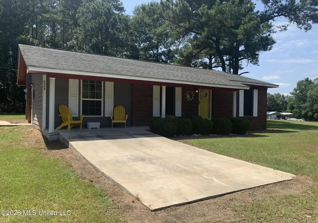Photo 2 of Single family home for sale at 8389 Mississippi 35, Prentiss, MS 39474 | MLS# 4158312 | Listing updated on 2026-08-24