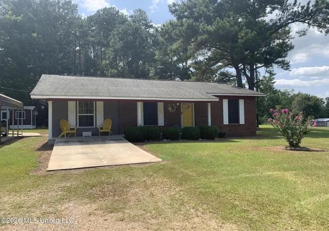 Photo 3 of Single family home for sale at 8389 Mississippi 35, Prentiss, MS 39474 | MLS# 4158312 | Listing updated on 2026-08-24