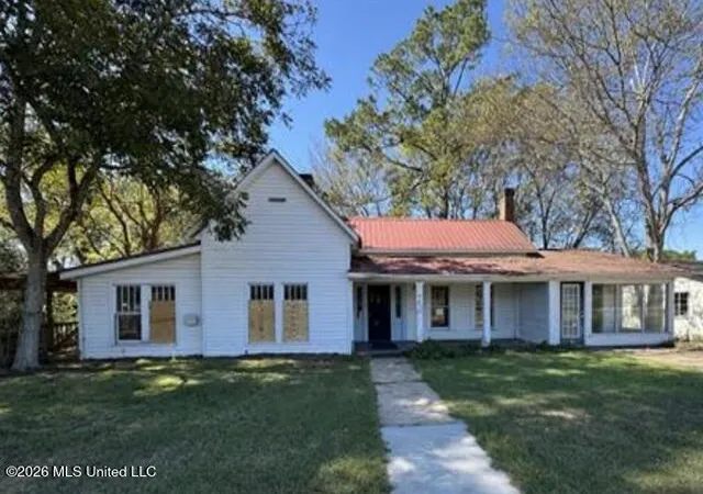 Single family home for sale at 155 Main St, Raleigh, MS 39153 | MLS# 4158311