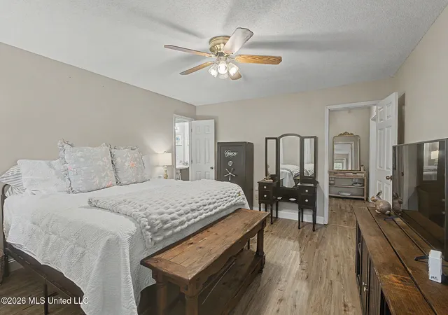 Photo 3 of Sale Pending at 101 Beech Ct, Senatobia, MS 38668 | MLS# 4158371 | Listing updated on 2026-08-24
