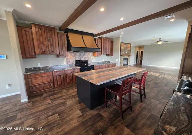 Photo 4 of Sale Pending at 3185 NE Mound Rd, Wesson, MS 39191 | MLS# 4158432 | Listing updated on 2026-09-30