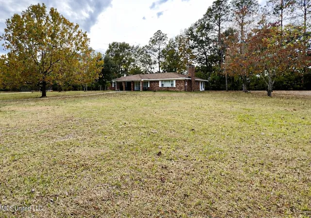 Photo 3 of Single family home for sale at 29129 J P Ladner Rd, Pass Christian, MS 39571 | MLS# 4158332 | Listing updated on 2026-08-10