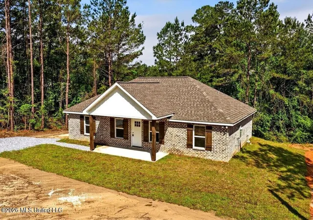 Photo 3 of Single family home for sale at 85 Bridlewood Dr, Poplarville, MS 39470 | MLS# 4158344 | Listing updated on 2026-09-10