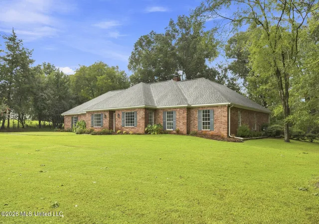 Photo 3 of Single family home for sale at 109 Ingleside Rd, Madison, MS 39110 | MLS# 4158543 | Listing updated on 2026-09-04