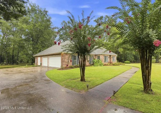 Photo 4 of Single family home for sale at 109 Ingleside Rd, Madison, MS 39110 | MLS# 4158543 | Listing updated on 2026-09-04